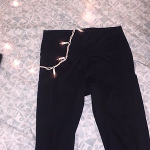 aerie leggings with pockets!